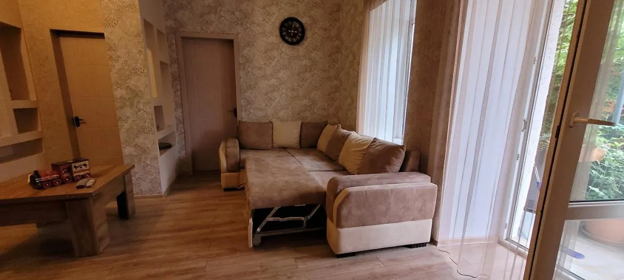 Number 4 - Apartment In Old Tbilissi 0*,